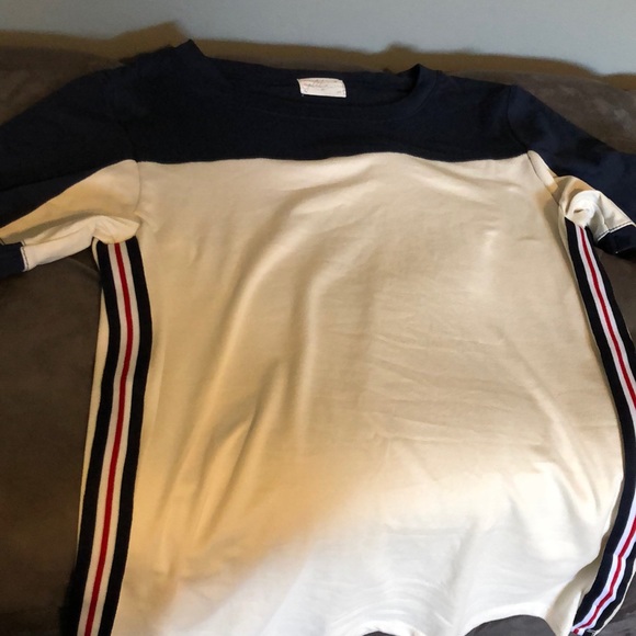 Cute white navy top sz m - Picture 4 of 4